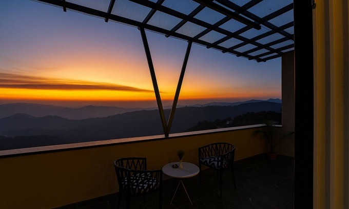 Jaiharikhal Hotel | Hotel Cloud End