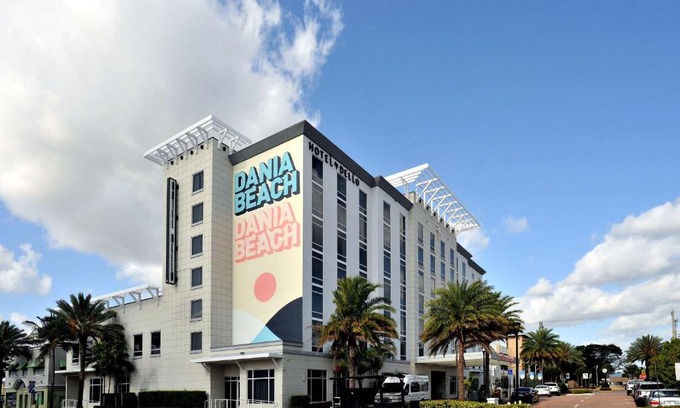 Dania Beach Hotel | Hotel Dello Ft Lauderdale Airport, Tapestry Collection by Hilton