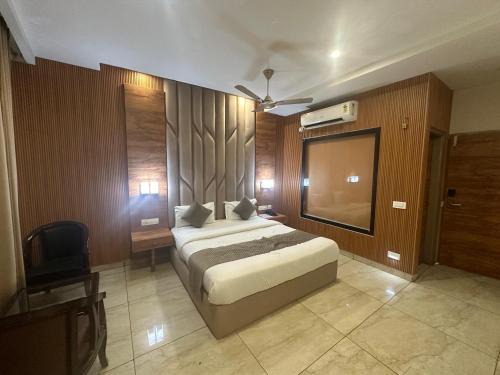 Zirakpur Hotel | Hotel Destination