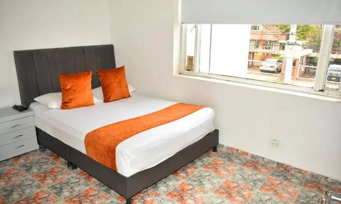 Suba Bed & Breakfast | Hotel Flamante Bulevar- Double room with private bathroom 1