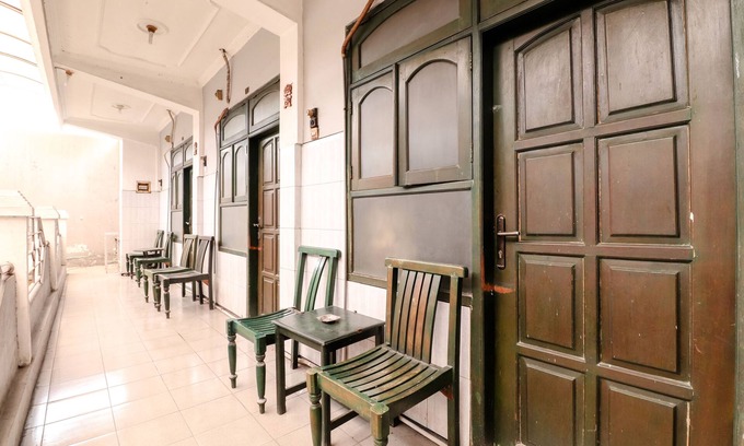 Surabaya Hotel | Hotel Gajah Mada