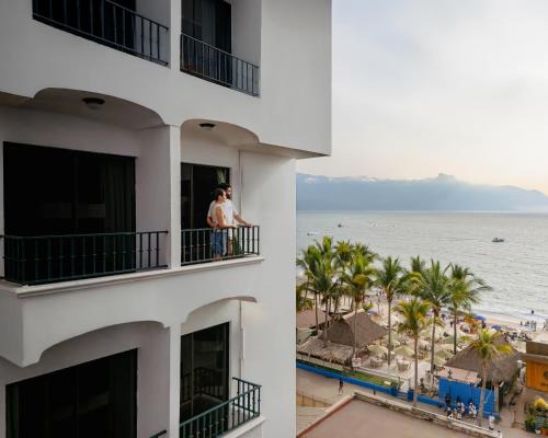 Emiliano Zapata Hotel | Hotel Gaviota Vallarta