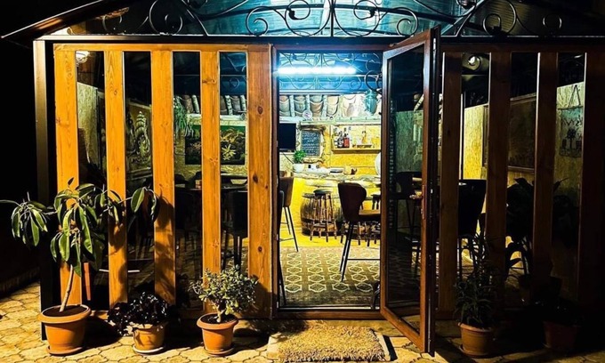 Telavi Hotel | HOTEL GUGLUX &WINE CELLAR