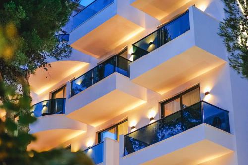 Sarande Hotel | Hotel Havana