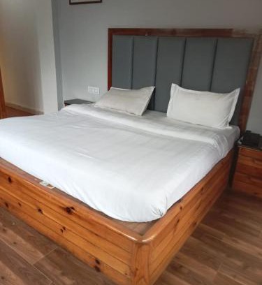 Dharchula Hotel | Hotel Himalayan View