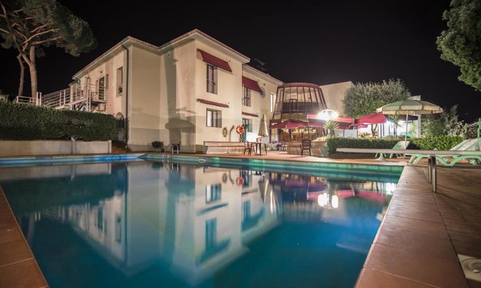 San Vincenzo Hotel | Hotel Kon Tiki
