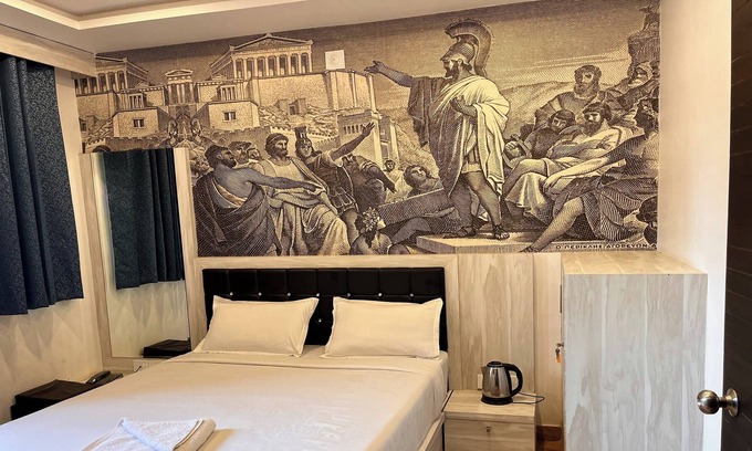 Lake Swaroop Sagar Hotel | Hotel Lake Bridge