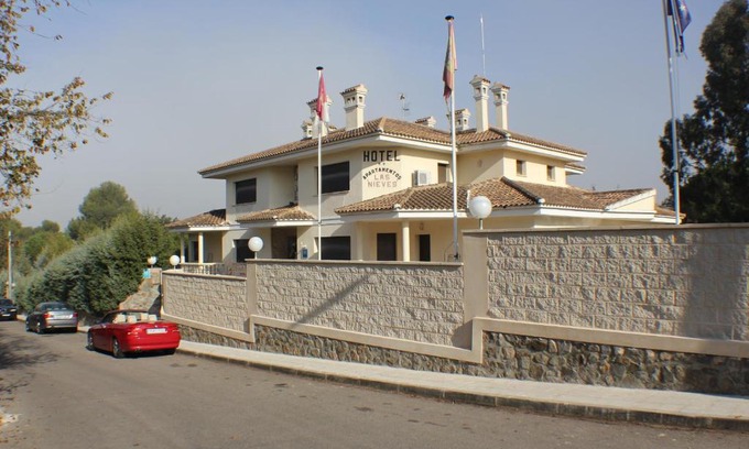 Las Nieves Hotel | Hotel Las Nieves