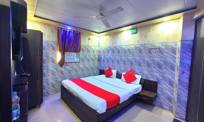 Ujjain Hotel | Hotel Maa Tulsi Guest House