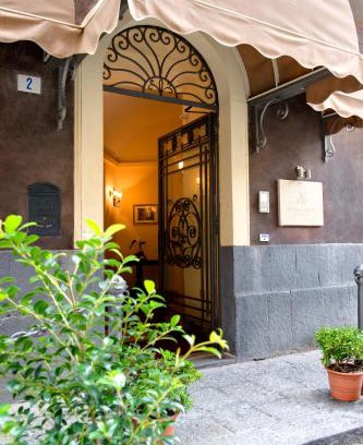 Catania City Centre Hotel | Hotel Manganelli Palace