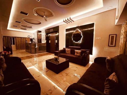 Lumbini Hotel | Hotel Manish Mansion