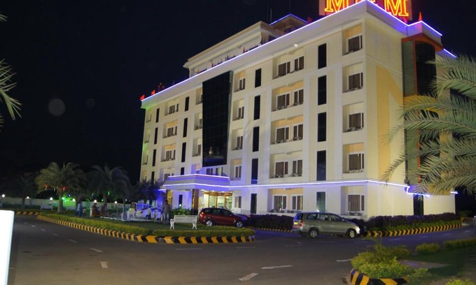 Srikalahasti Hotel | Hotel MGM Grand