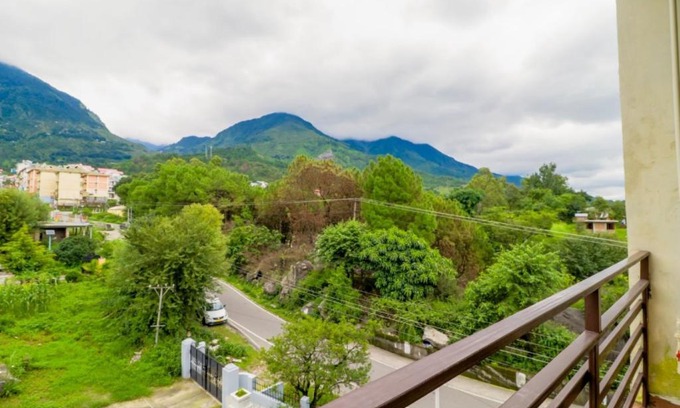 Sidhpur Hotel | Hotel Mirage Residency - Hill View Hotel in Dharamshala
