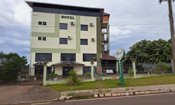 Industrial Hotel | Hotel Monet