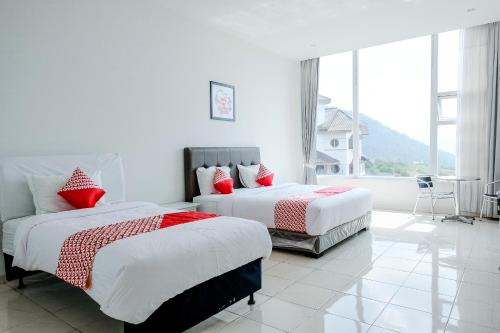 Sidomulyo Hotel | Hotel O Batu near Jatim Park formerly Villa Bukit Panderman Residence