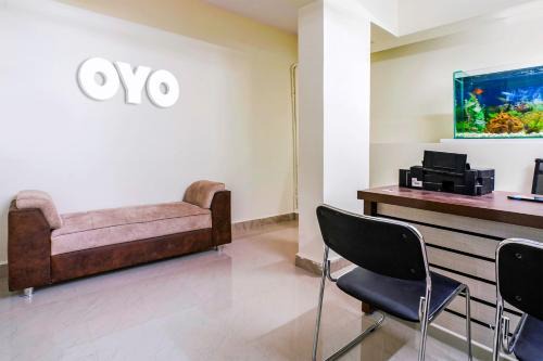 Kukatpally Housing Board Colony Hotel | Hotel O Dsr Residency Near Nexus Hyderabad