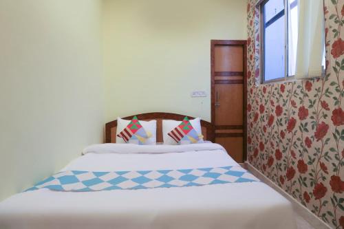 Sealdah House | Hotel O Home Cozy Studio Collage Square Hotel Maya International Near St. Thomas's Church