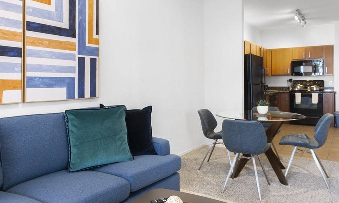 Glendale Sports and Entertainment District Hotel | Hotel ∙ Private 2BR Condo in Zone Westgate with Balcony & Pool