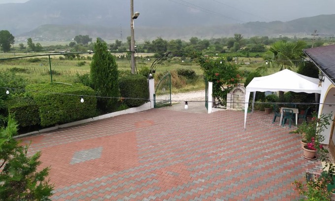 Gjirokaster Hotel | HOTEL RESTORANT VIKTORIA