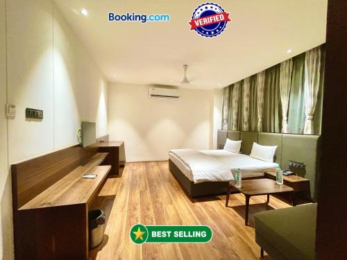 Ujjain Hotel | HOTEL RIDHHI SHREE ! UJJAIN fully-Air-Conditioned hotel at prime location with wifi & Parking availability, Newly constructed and Luxurious Rooms