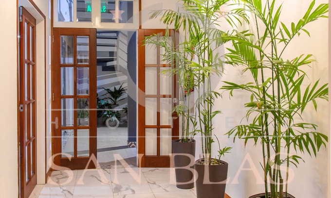 Miraflores Hotel | Hotel San Blas