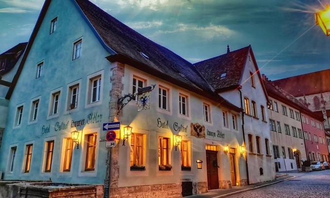 Rothenburg Old Town Hotel | Hotel Schwarzer Adler
