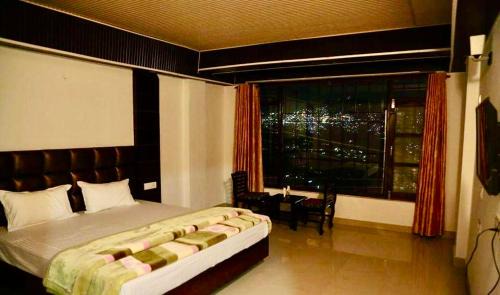 Shimla Hotel | Hotel SHIMLA REGENCY CHAKKAR