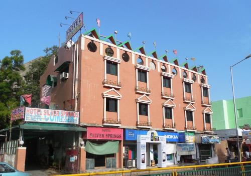 Maninagar Hotel | Hotel Silver Springs