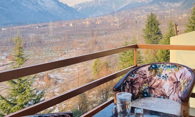 Manali Hotel | Hotel Snow Crest Residency- A Pure Veg Hotel