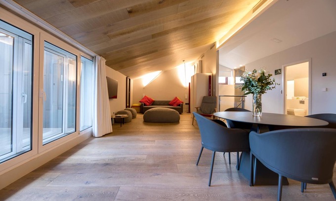 Ciutat Vella Apartment | Hotel & Spa MYR Plaza Mercado