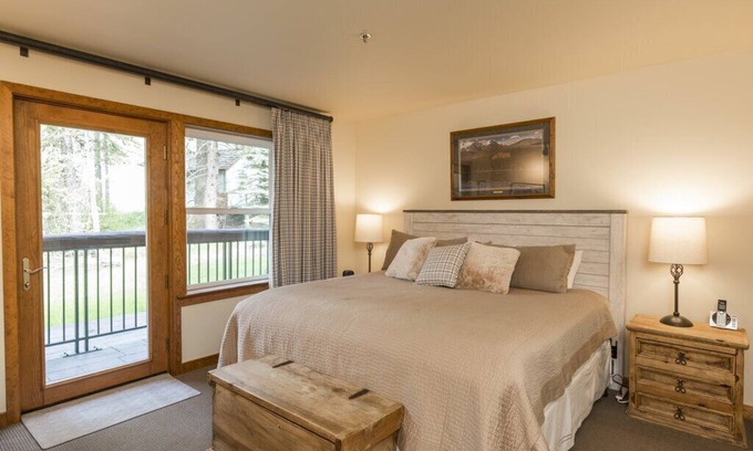 Whitefish Condo | Hotel Style Room in the Heart of WMR Village
