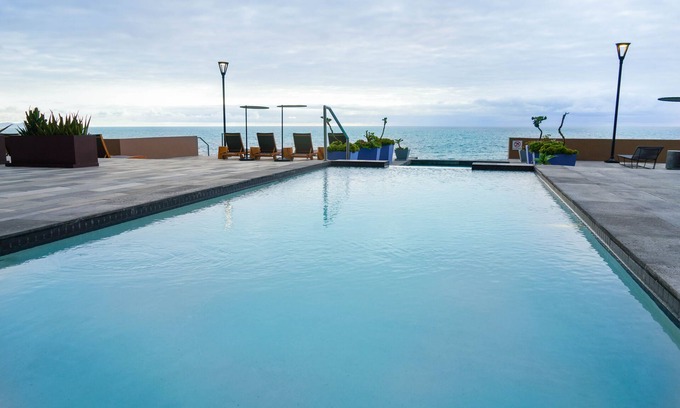 Costa de Oro Apartment | Hotel Suite Luxe Sunset