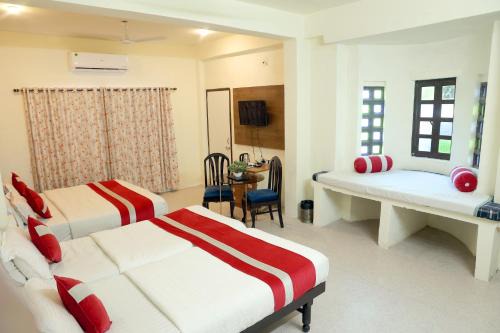 Udaipur District Hotel | Hotel Tree of heaven
