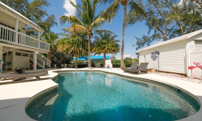 Palm Island Hotel | Hotel ∙ Ultimate 3 bedroom beach house compound with private pool and dock!