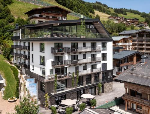 Hinterglemm Hotel | Hotel VIEW - incl Joker Card in Summer