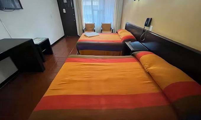 Morelia Apartment | Hotel Villa Capri, 2 double beds 4 Guests