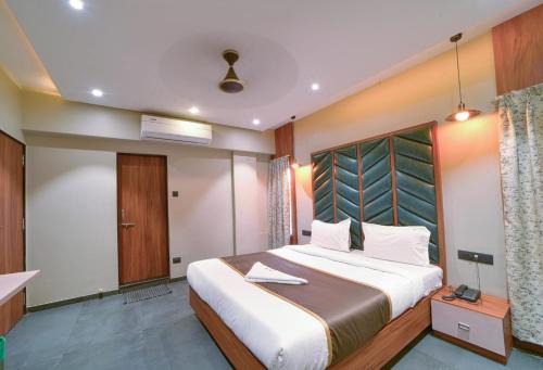 Kolhapur Hotel | Hotel Vrindavan Deluxe Kolhapur NEAR CENTRAL BUS STAND