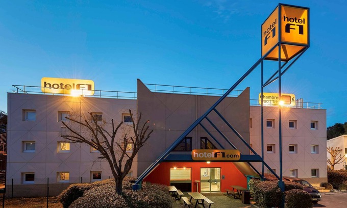 Blagnac Hotel | hotelF1 Toulouse Aéroport