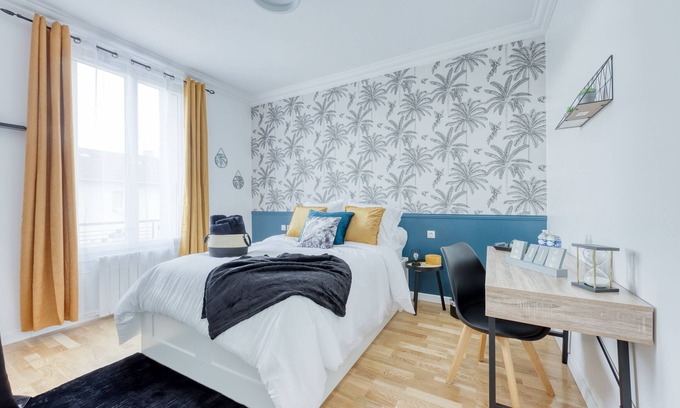 Avenir Parisien House | House 8 persons - Subway + train station/Private parking lot/Wifi/CDG airport/