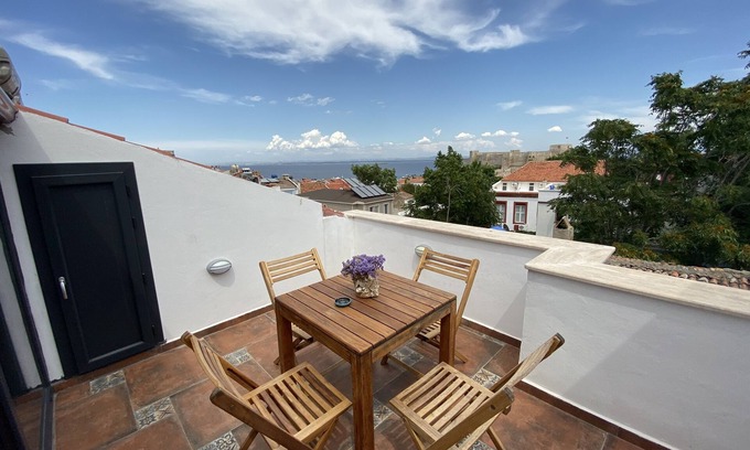 Bozcaada Hotel | House Bozcaada