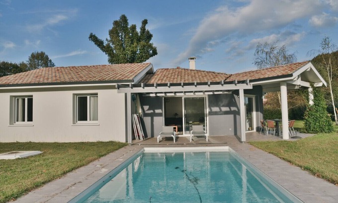 Benesse-Maremne House | House for 6, swimming pool and garden