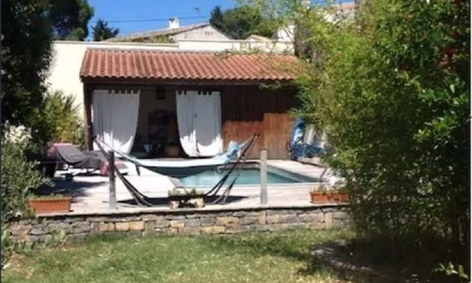 Montferrier-sur-Lez House | House in a small building with private pool