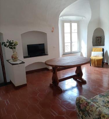 Castelbianco Apartment | House of the Arches