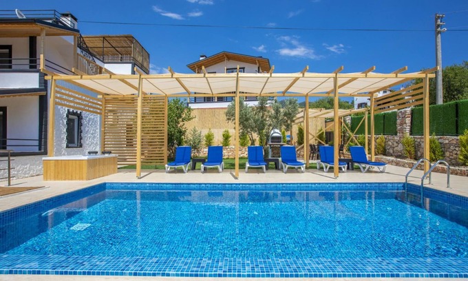 Kas Villa | House w Private Pool and Jacuzzi in Kas