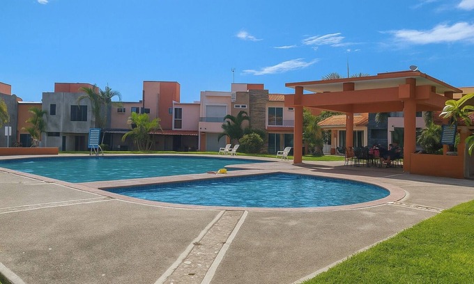 Cerritos House | House with pool, near the beach - Casa con piscina, cerca de playa
