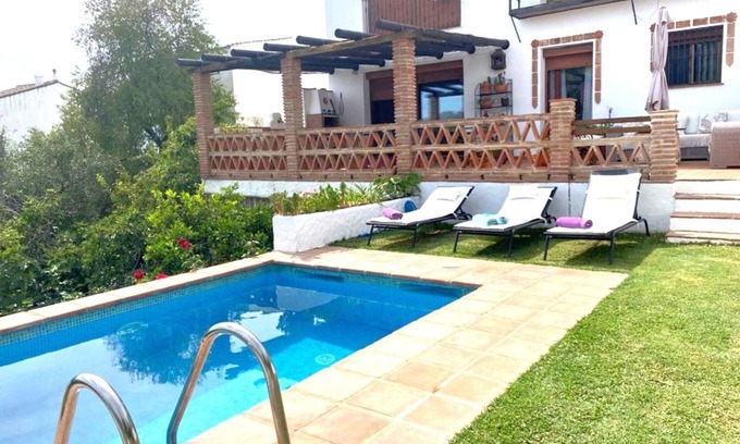 Gaucin Cottage | House with pool, terrace and fireplace in Gaucín