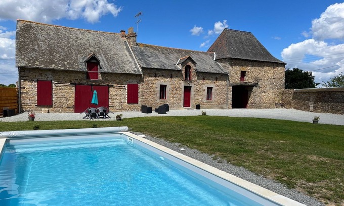 Taillis House | House with private heated pool