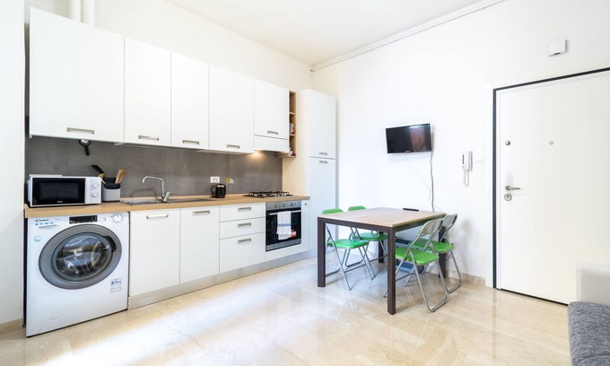 Historic Center Apartment | HouSmart San Carlo 17