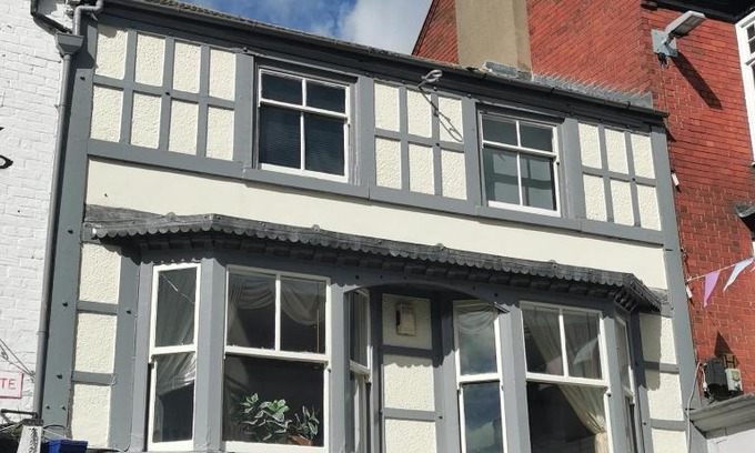 Darlington Apartment | Huge 6-Bed Apartment in Darlington Centre