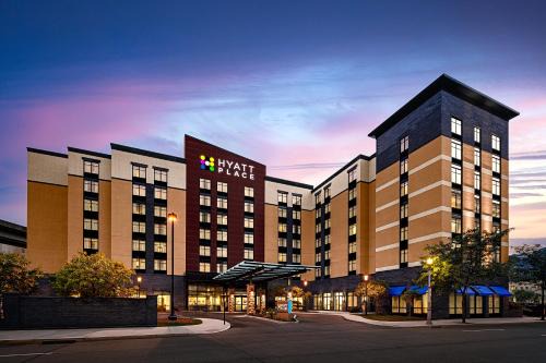 North Shore Hotel | Hyatt Place Pittsburgh North Shore